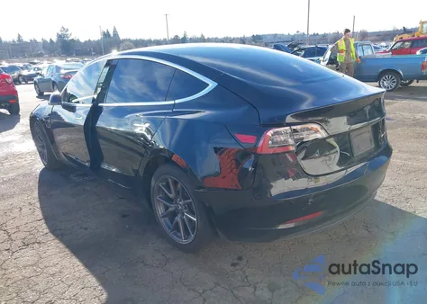 2020 Tesla Model 3 Long Range Dual Motor All-Wheel Drive z USA, uszkodzony, nr VIN 5YJ3E1EB3LF811733